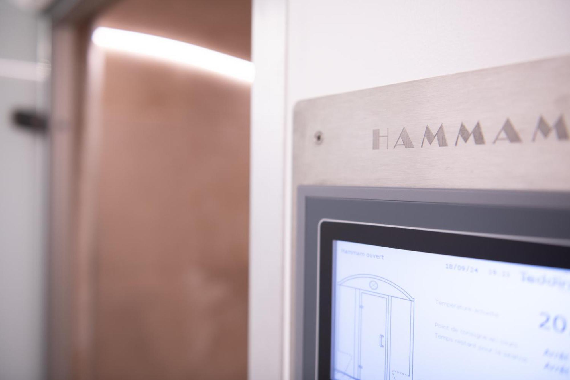 Le Switch Souplex Avec Hammam Privatif Apartment Lille Luaran gambar